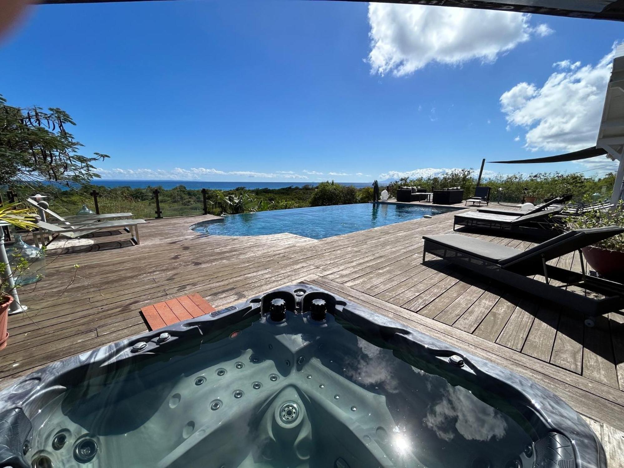 Villa Deluxe L'Hacienda Villa Vue Mer 180 Piscine Jacuzzi Proche Plage Marina Golf Pointe Des Chateaux Et Casino Jardin Clos Voyage Durable Saint-Francois  Extérieur photo